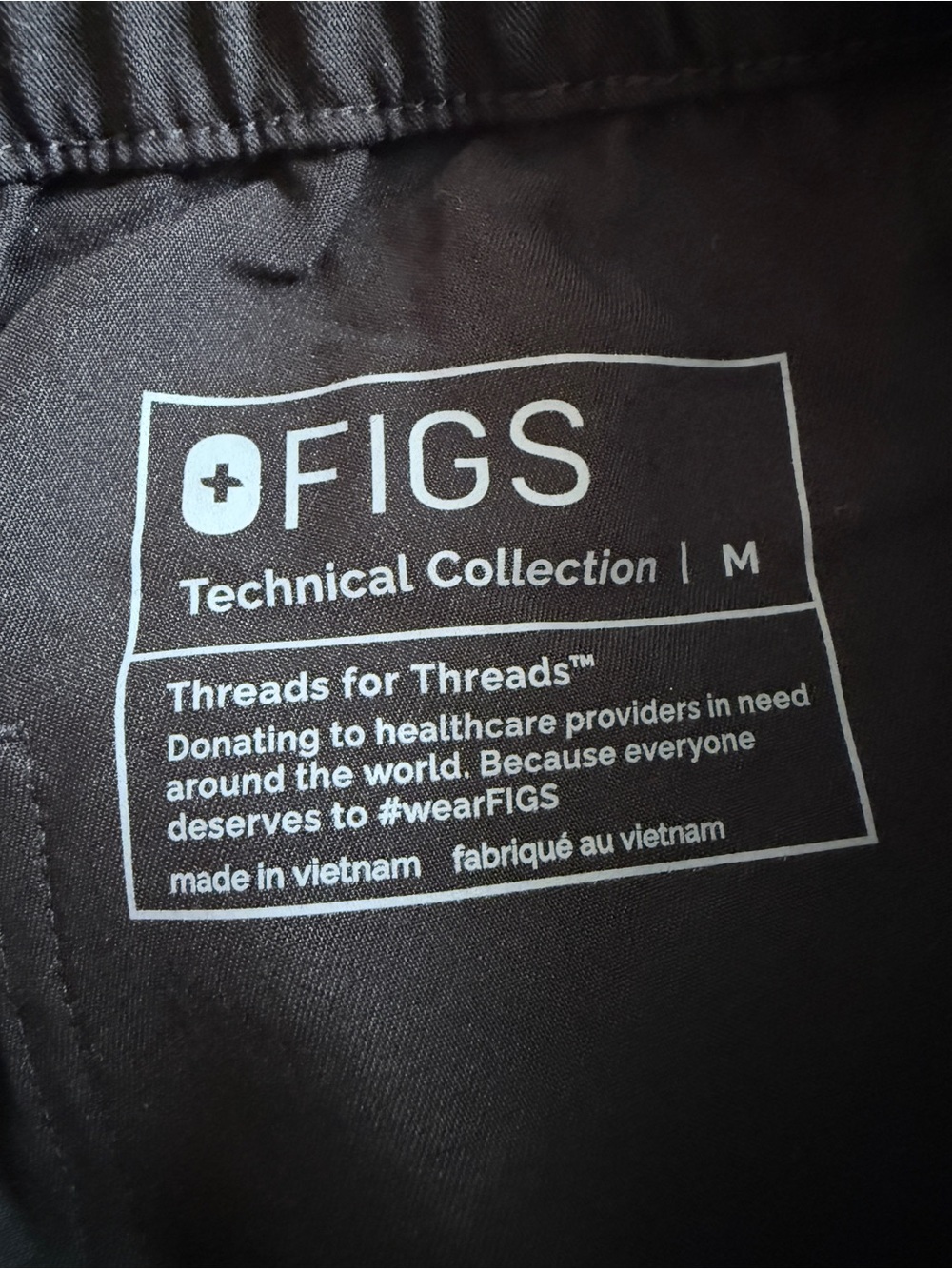 FIGS Men’s Cairo Cargo Black Drawstring Scrub Medium Pants Technical Collection - Picture 9 of 9